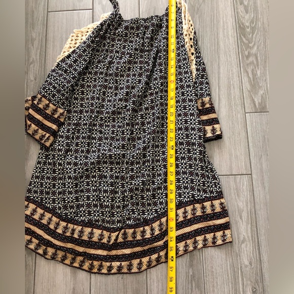 Umgee|Boho crotchet cold shoulder flowy dress in black & tan tones••Beachy LARGE - Picture 12 of 12